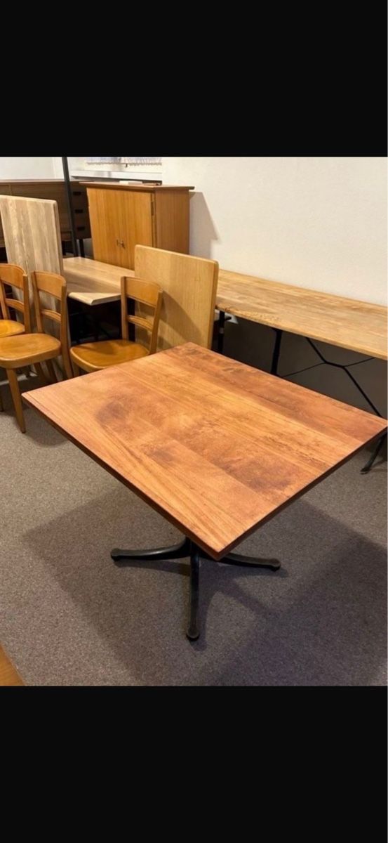 Tavoli: Bistrotisch, Esstisch, Holztisch – Usato da Wohlen AG venduto da Ralf2000