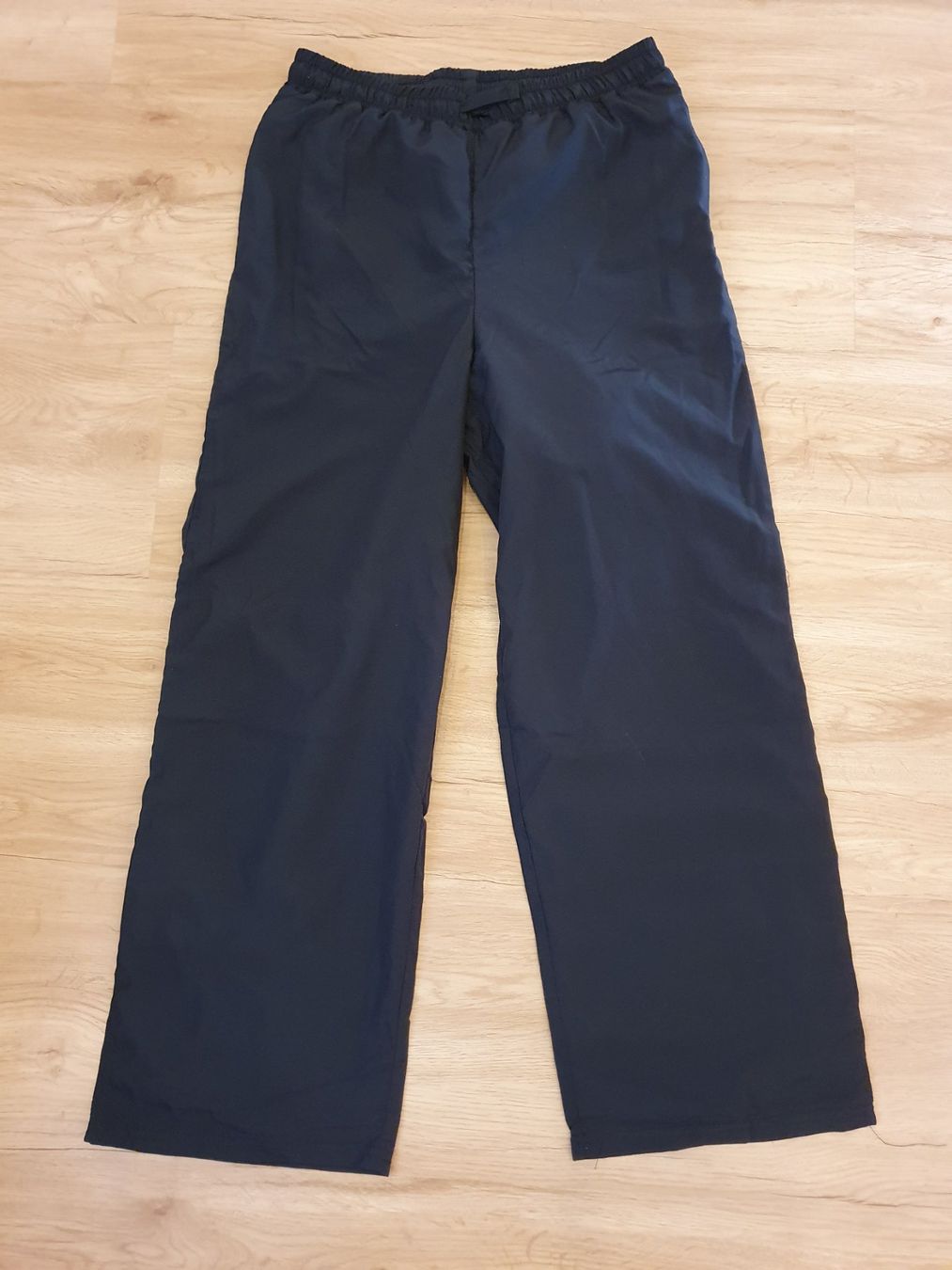 Pantaloni: Sporthose Gr. 158 / 164 neu – Nuovo (secondo la descrizione) da Heinrichswil venduto da frankie19860