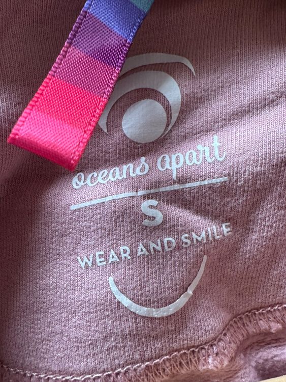 Erstaunlich Oceans Apart Hoodie Ebenbild