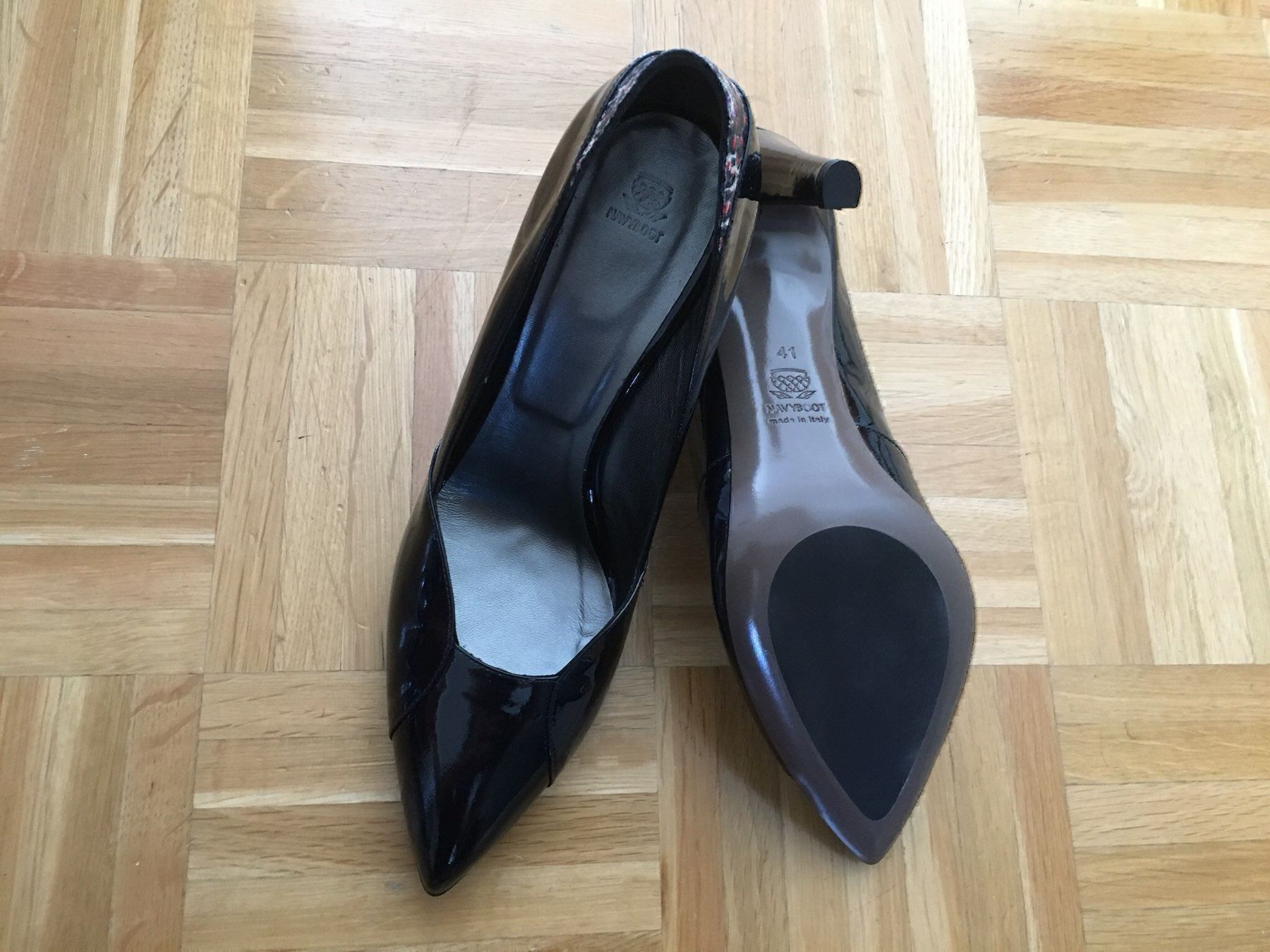 Navyboot Damenschuhe: Navyboot Pumps Gr. 41Neu! NP. 329.80 – Neu und originalverpackt aus Rüfenacht BE von anelesa 1