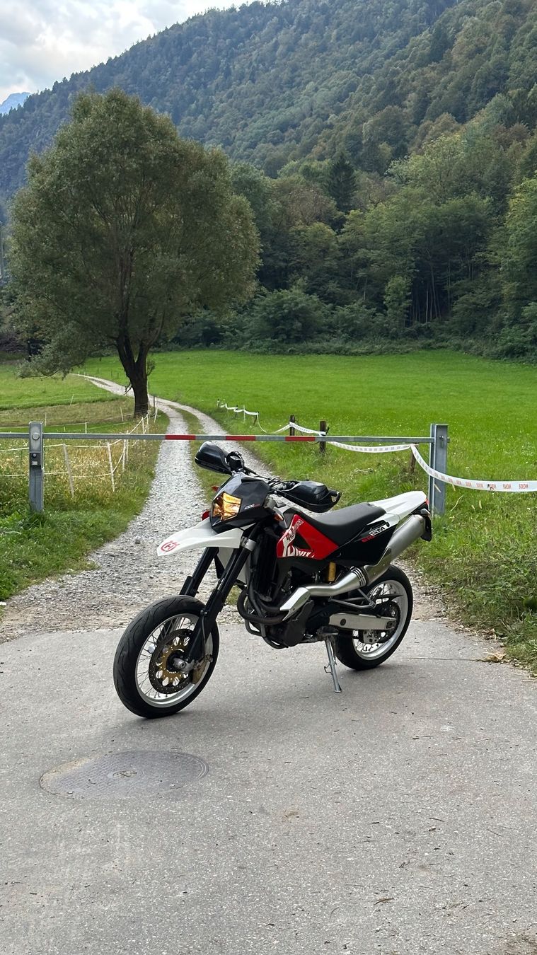 Strada: Husqvarna 610 sm – Usato da Corzoneso venduto da edg_2ntf 3