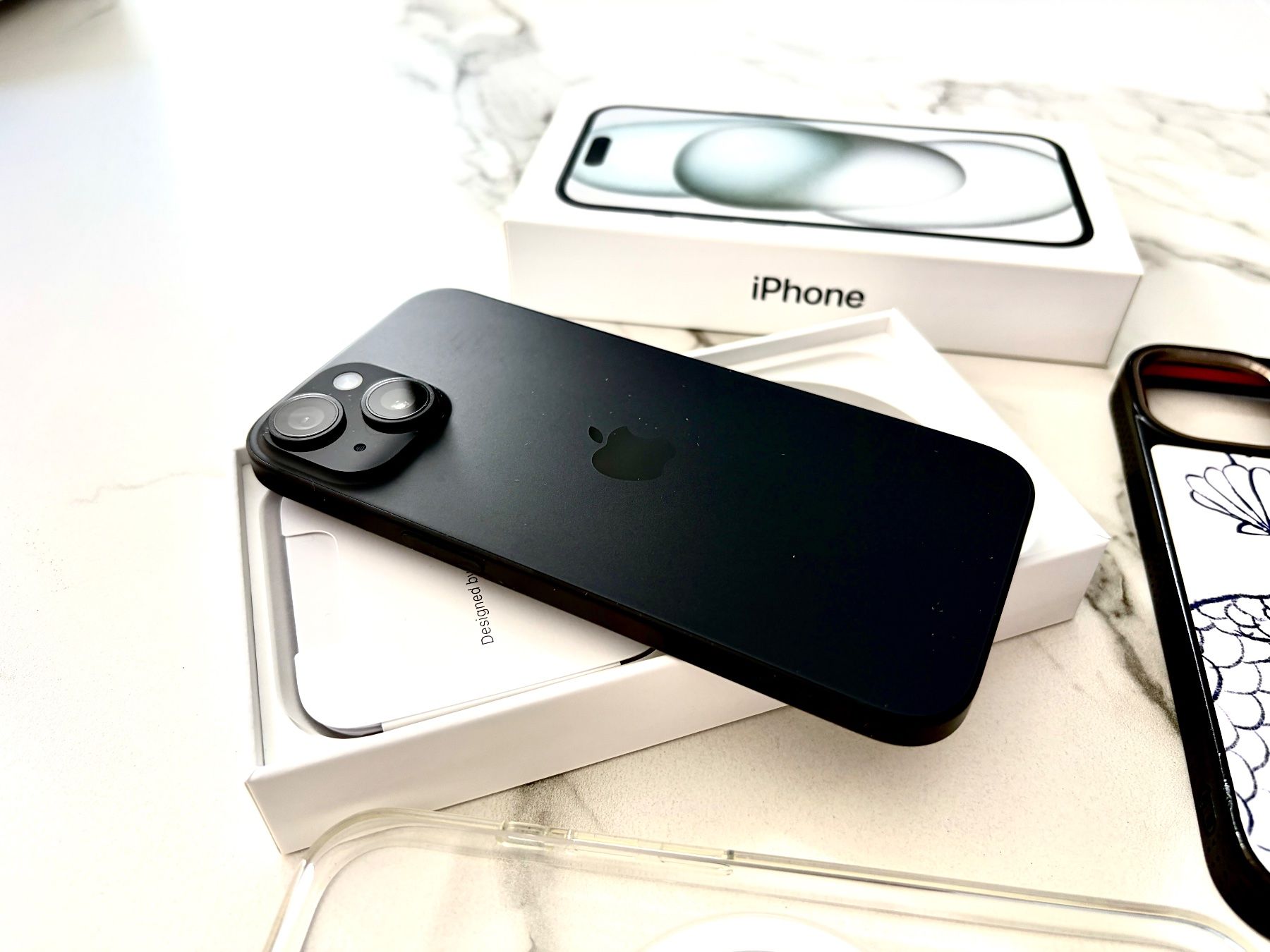 Apple Portables: iPhone 15 128 GB Schwarz – D'occasion à Cavigliano par Galgia88 4