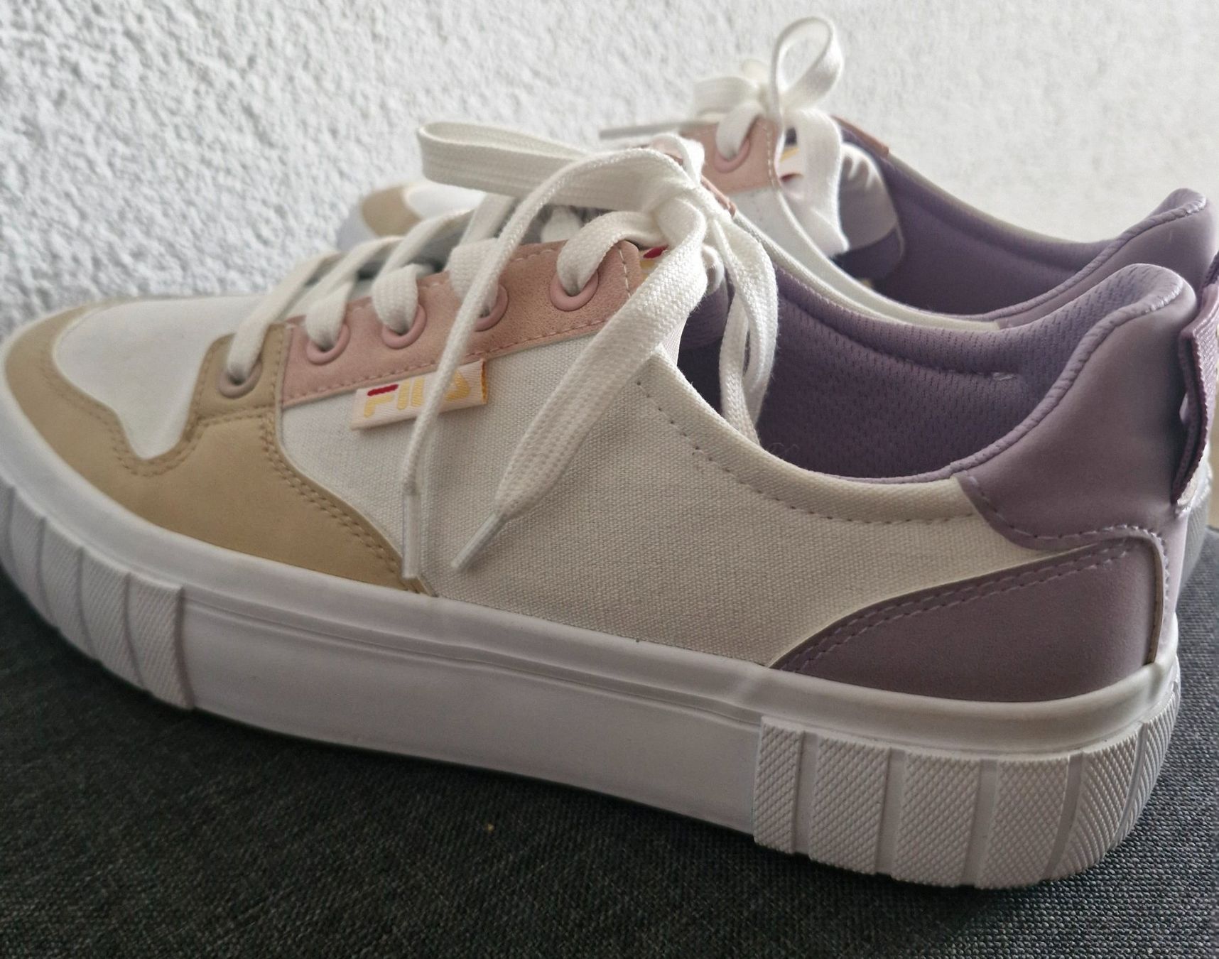 Fila Scarpe da donna: Fila Sneaker mit Plattform 4 cm, 1x gebraucht – Usato da Rorschacherberg venduto da gej_lg25 1