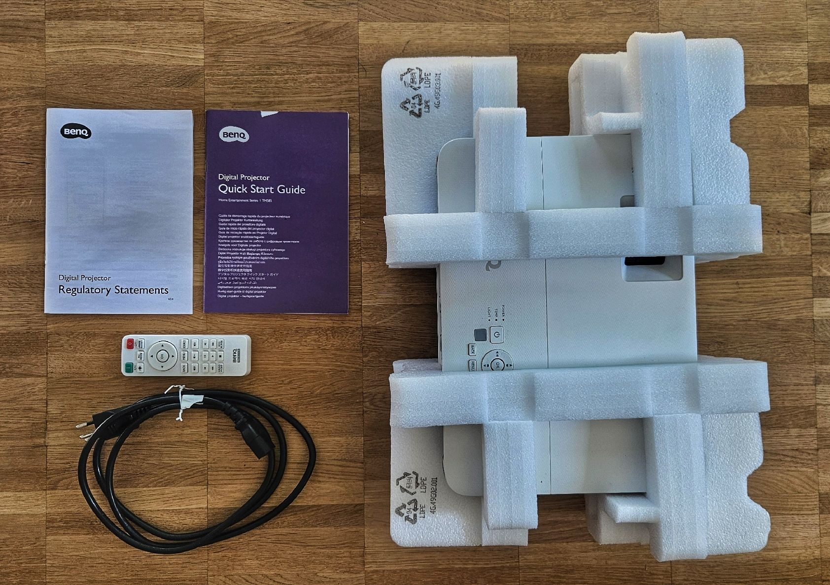 BenQ Vidéoprojecteurs: Beamer BENQ TH585 – D'occasion à Köniz par Crispx 4