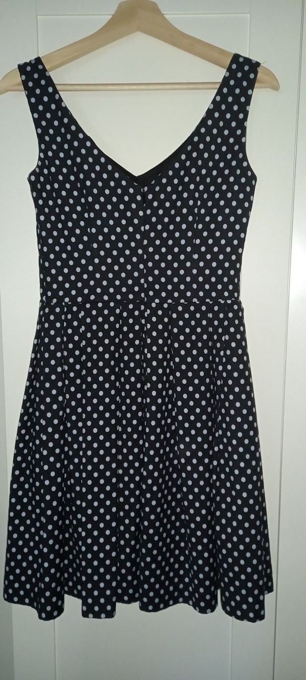 Pinko Vestiti: Kleid von Pinko – Usato da Bachenbülach venduto da Dominik-20