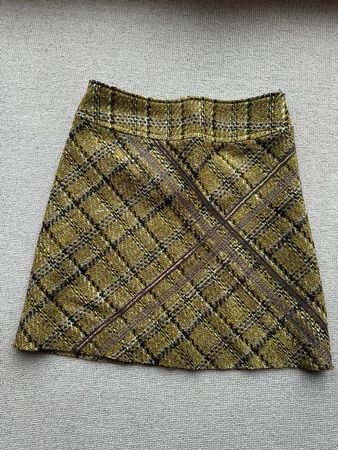 Jupe d'hiver Xandres taille 40 - parfait pour la saison!