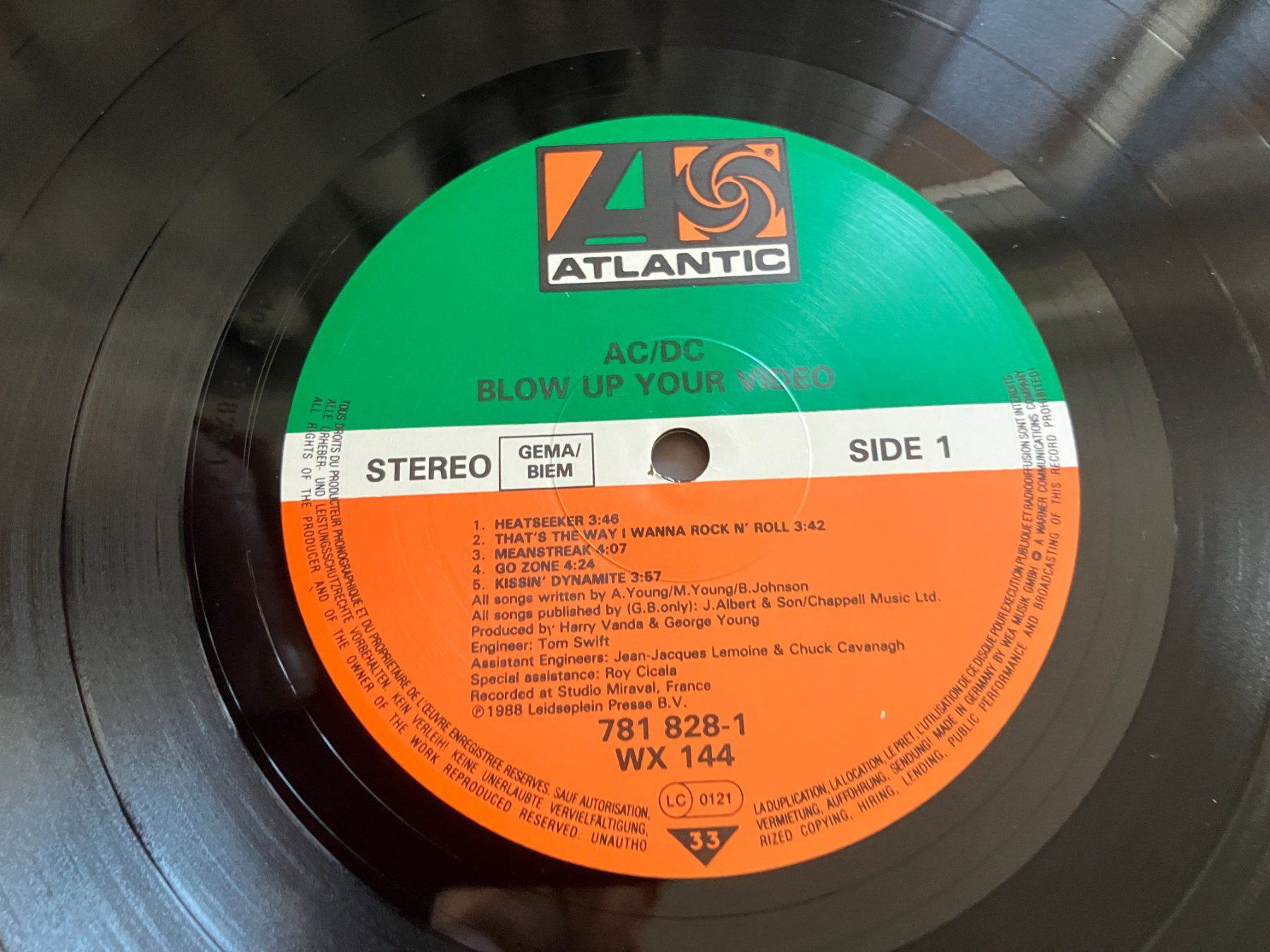 Vinyles: AC/DC – D'occasion à Aarwangen par Jukebox3 5