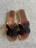 Claquettes tongs en cuir 36/37