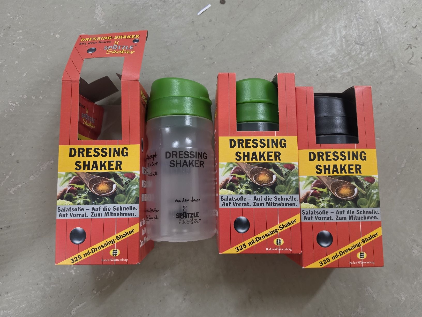 Küchengeräte: 3 Stk neue Dressing Shaker  – Neu und originalverpackt aus Zürich von ZH-Vintage