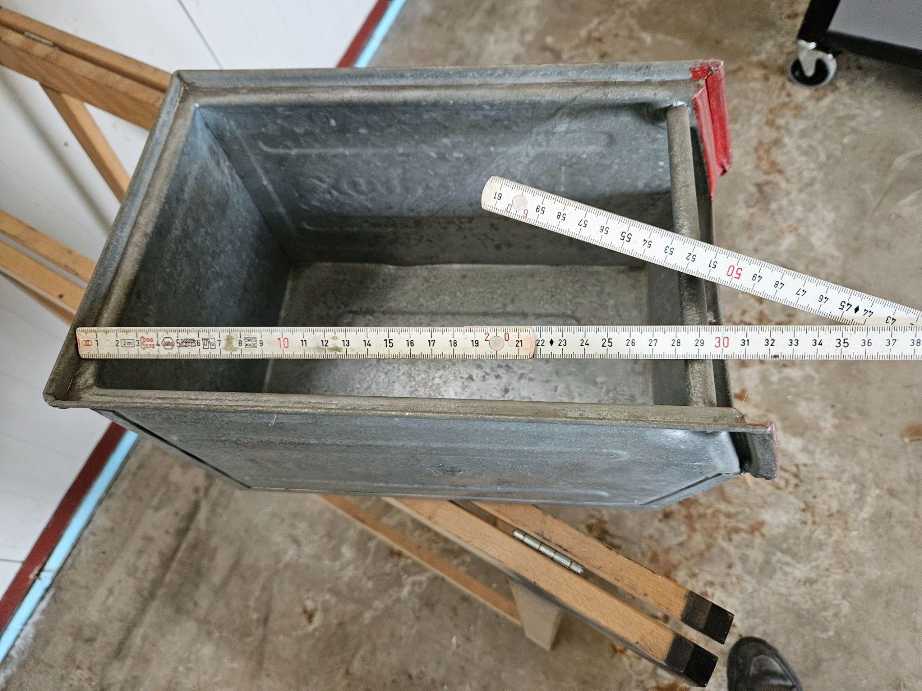 Behälter & Ähnliches: Stahlboxen 30x20cm 2Stk. – Gebraucht aus Recherswil von hubelmatt 3