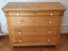Commode en bois massif style ancien bon état général