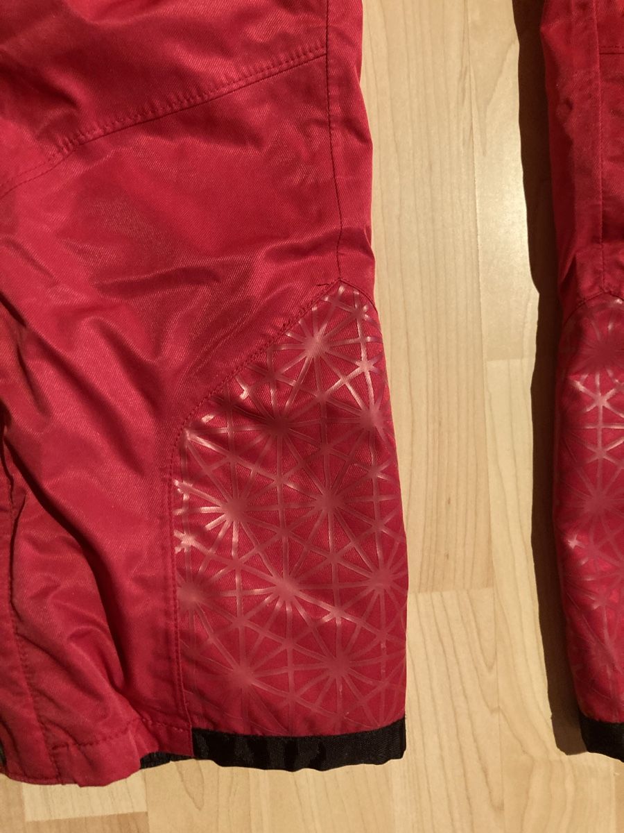 Chiemsee Pantaloni: Skihose Damen Chiemsee Grösse S – Usato da Lütisburg venduto da Nadine_I_1990 2