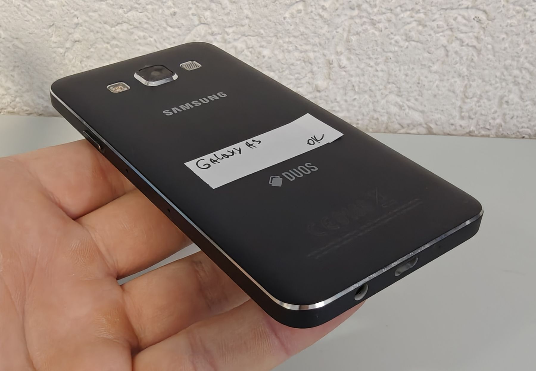 Samsung Telefoni cellulari / Smartphones: Samsung Galaxy A3 – Difettoso da Ehrendingen venduto da Rocky985 3
