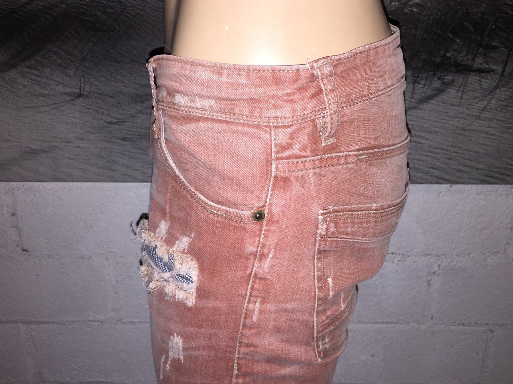 Le Temps Des Cerises Jeans: LTC LE TEMPS DES CERISES Jeans taille 33 – Usato da Cossonay-ville venduto da Super-Price-Quality 5