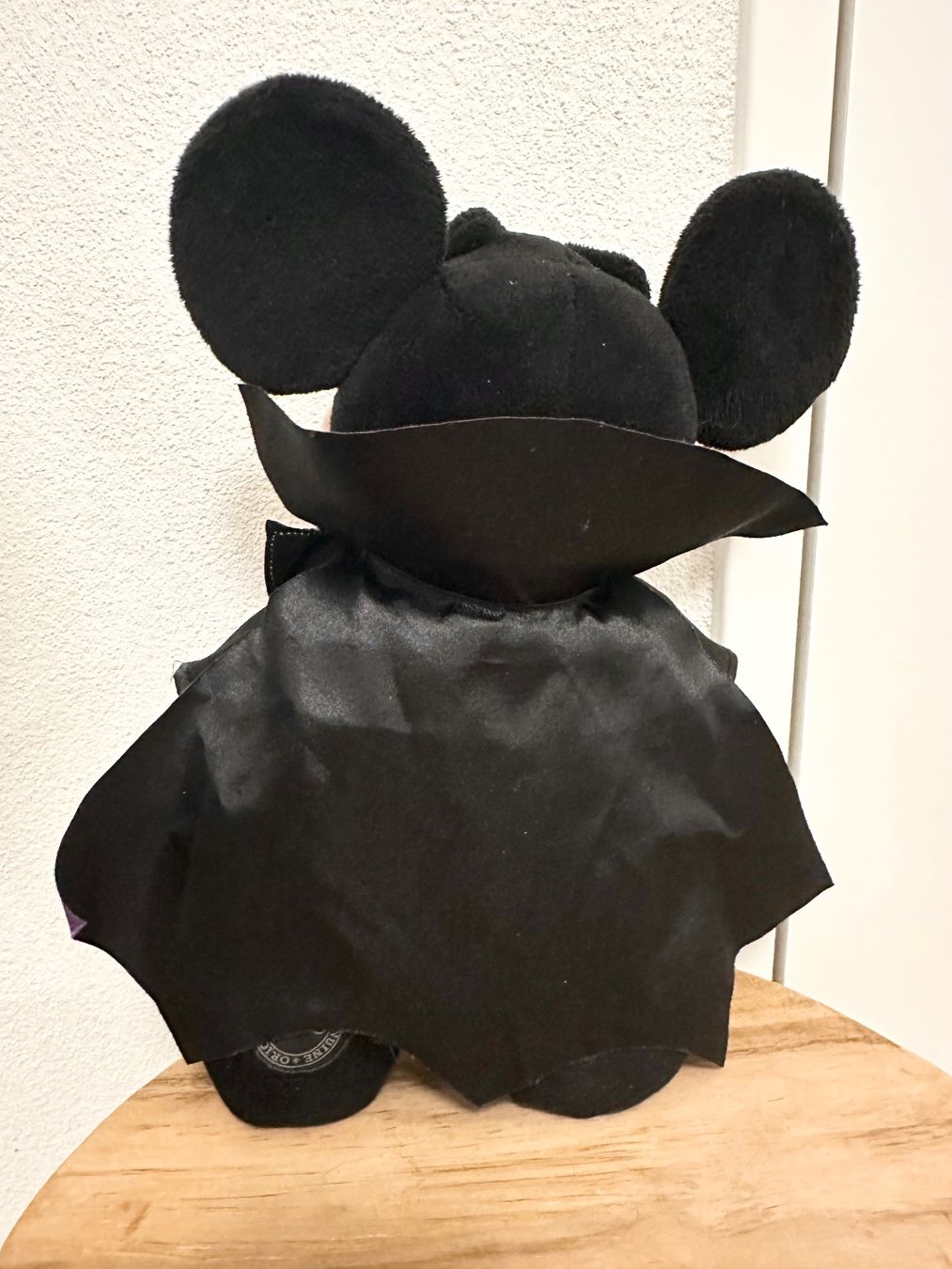 Disney Statuette: Disney Mickey Mouse Vampire Dracula Plusch store exclusive – Usato da Baar venduto da Mic_vL 3