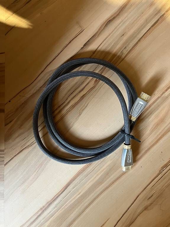 Câbles: Câble HDMI 1.5m – D'occasion à Lausanne par jer_9jvj 2