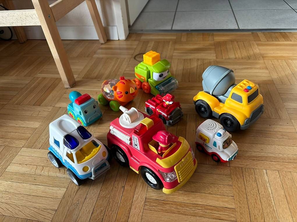 Giocattoli: Jouets : Lot de voitures  – Usato da Onex venduto da morelan
