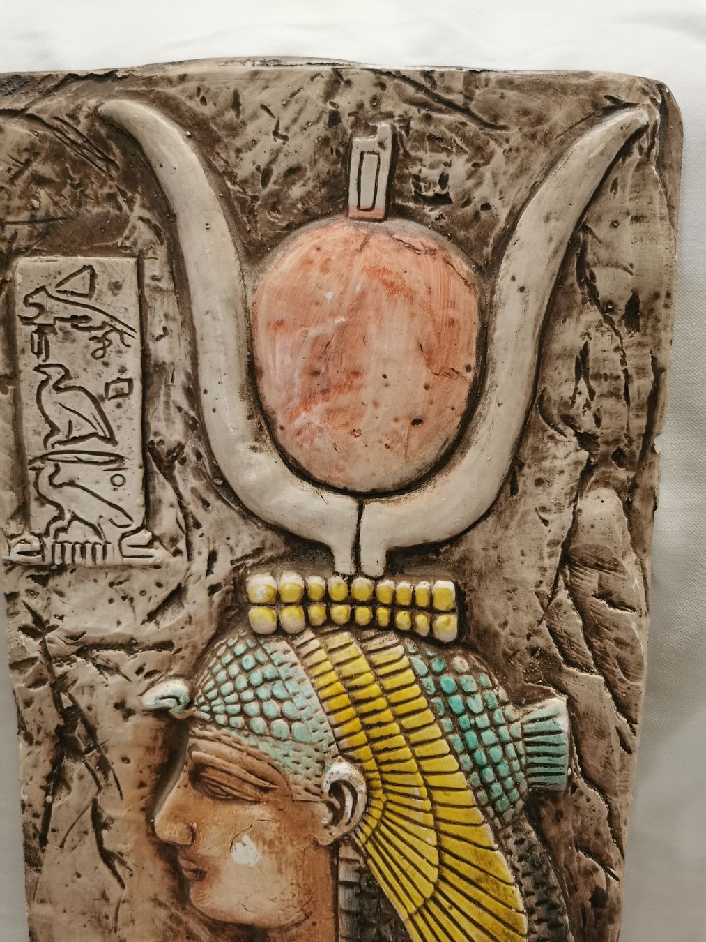Foto & Immagini: Relief der Isis-Hathor. – Usato da Basel venduto da Treasurehunter 3