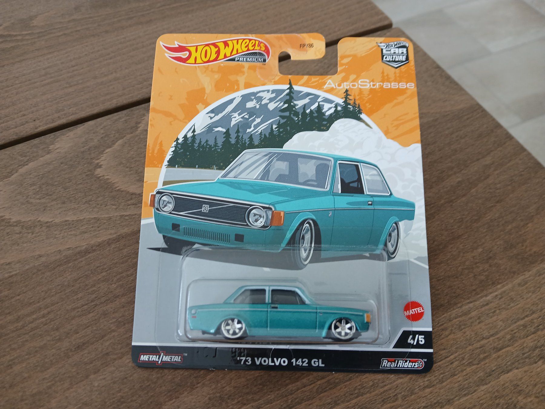 Hot Wheels Modellini d'auto: 1973 Volvo 142 GL – Nuovo e nell'imballaggio originale da Wiedlisbach venduto da Pontiacman93