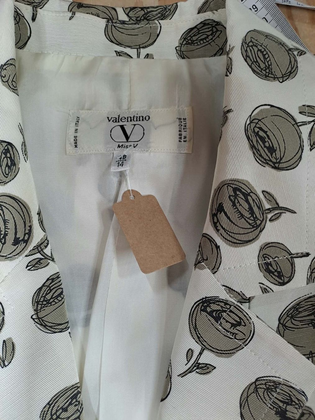 Valentino Completi & Tailleur: Costume Valentino – Usato da La Chaux-de-Fonds venduto da Emmaus2300CDF 8