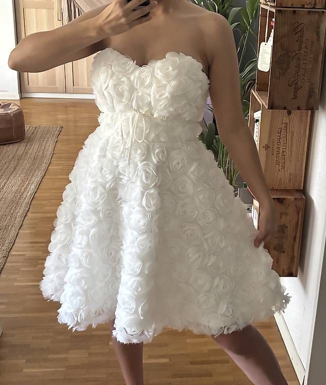 Robes: Robe de mariée  – D'occasion à Vevey par nis_nj5p 2