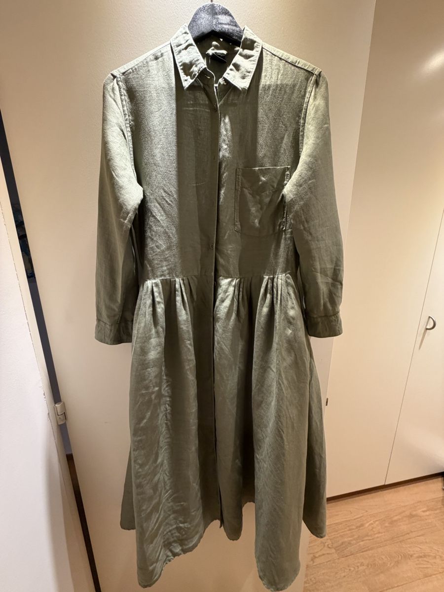 Aspesi Kleider: Aspesi Leinenkleid – Gebraucht aus Stäfa von Elkouby