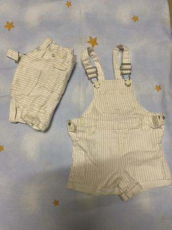 Kurze Latzhosen im Doppelpack
