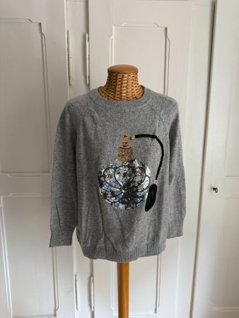 Strickpullover hellgrau mit Pailletten-Flacon M