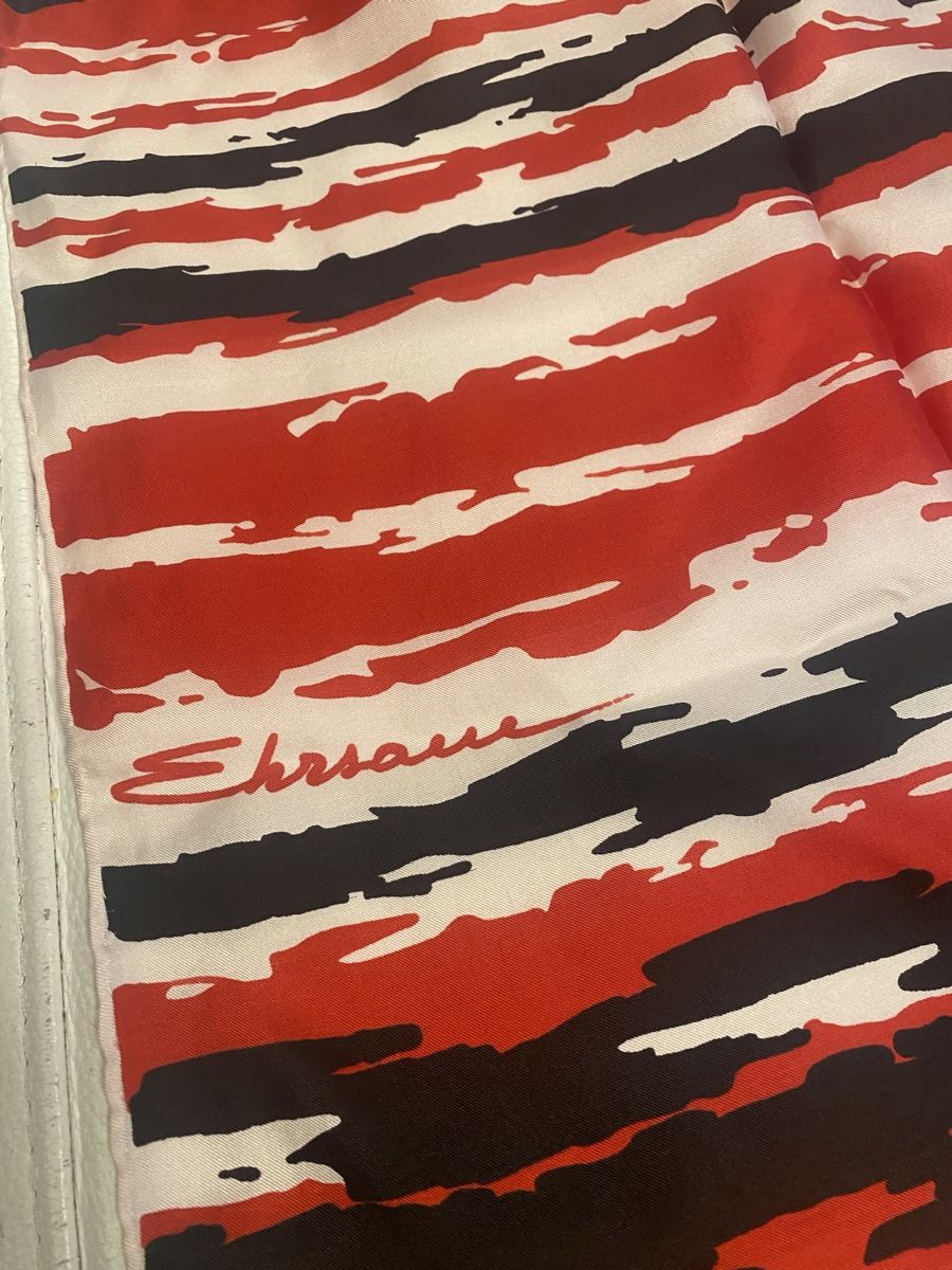 Foulard & Sciarpe: Seiden Schal 🌸 – Usato da Opfikon venduto da Luis144 1