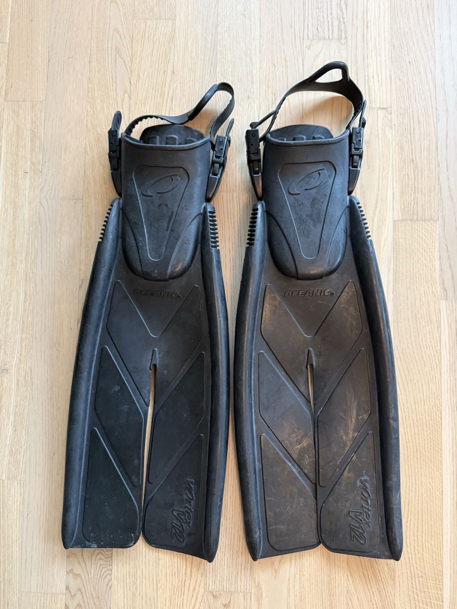 Pinne, Maschere & Boccagli: Oceanic Vortex V12 Split-Fins / Geräteflossen – Gr. Regular – Usato da Hüttikon venduto da Mellie422