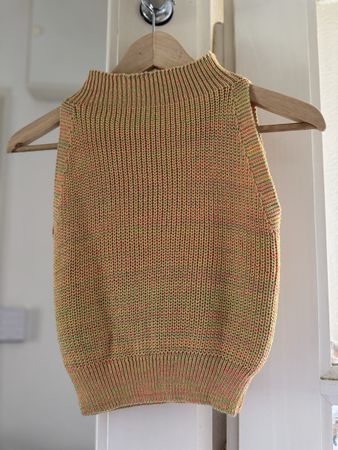 Ola Linda Women's Sleeveless Sweater Vest - Size S/M - NEW