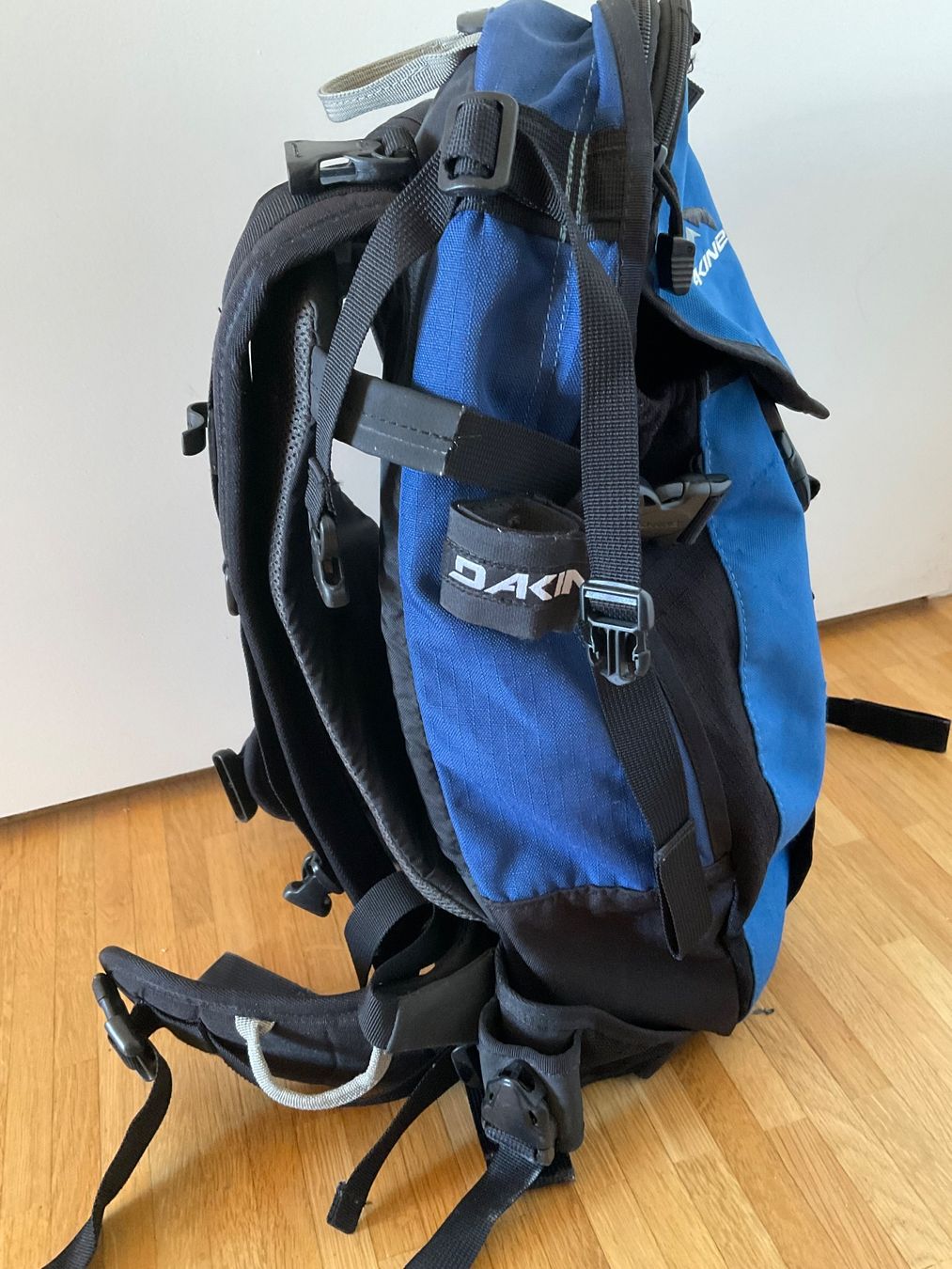 Dakine Zaini: Dakine Heli Pro Mit dem Trinksystem – Usato da Zürich venduto da dee_75my 4