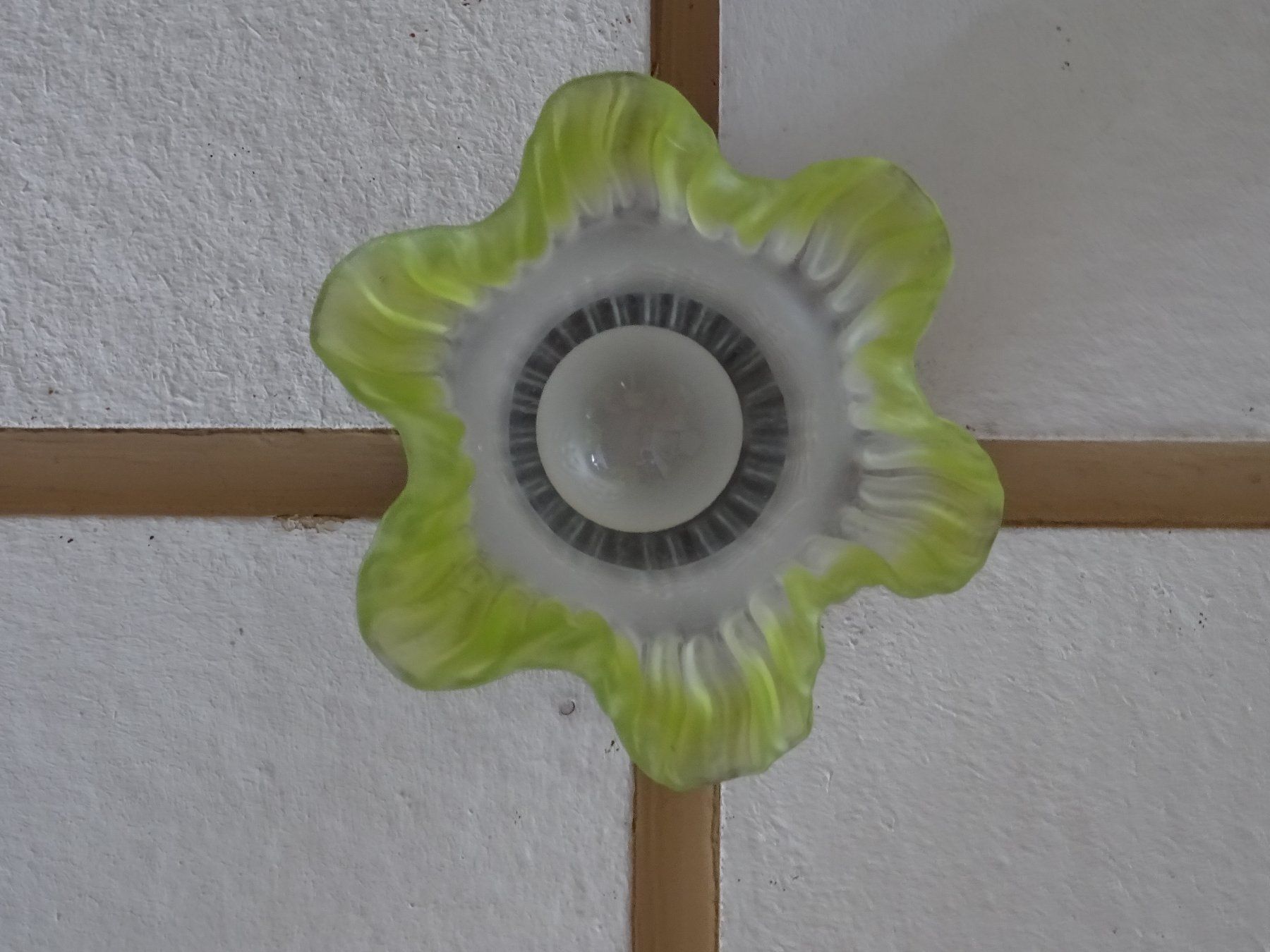 Lampadari & plafoniere: Deckenlampe, antikes Glas mit neuer Messing-Halterung – Usato da Malters venduto da ADA011 3