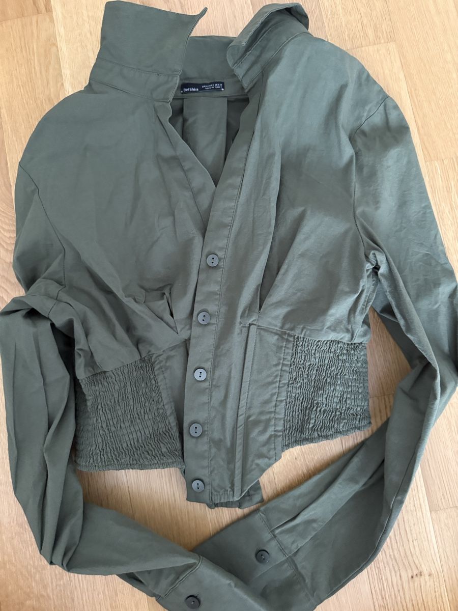 Blusen: Bluse Grün – Gebraucht aus Bolligen von arg_v256