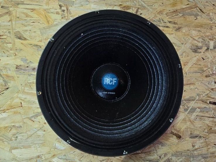 Subwoofer RCF 380 CL (Gebraucht) in Unterägeri für CHF 590 – mit ...
