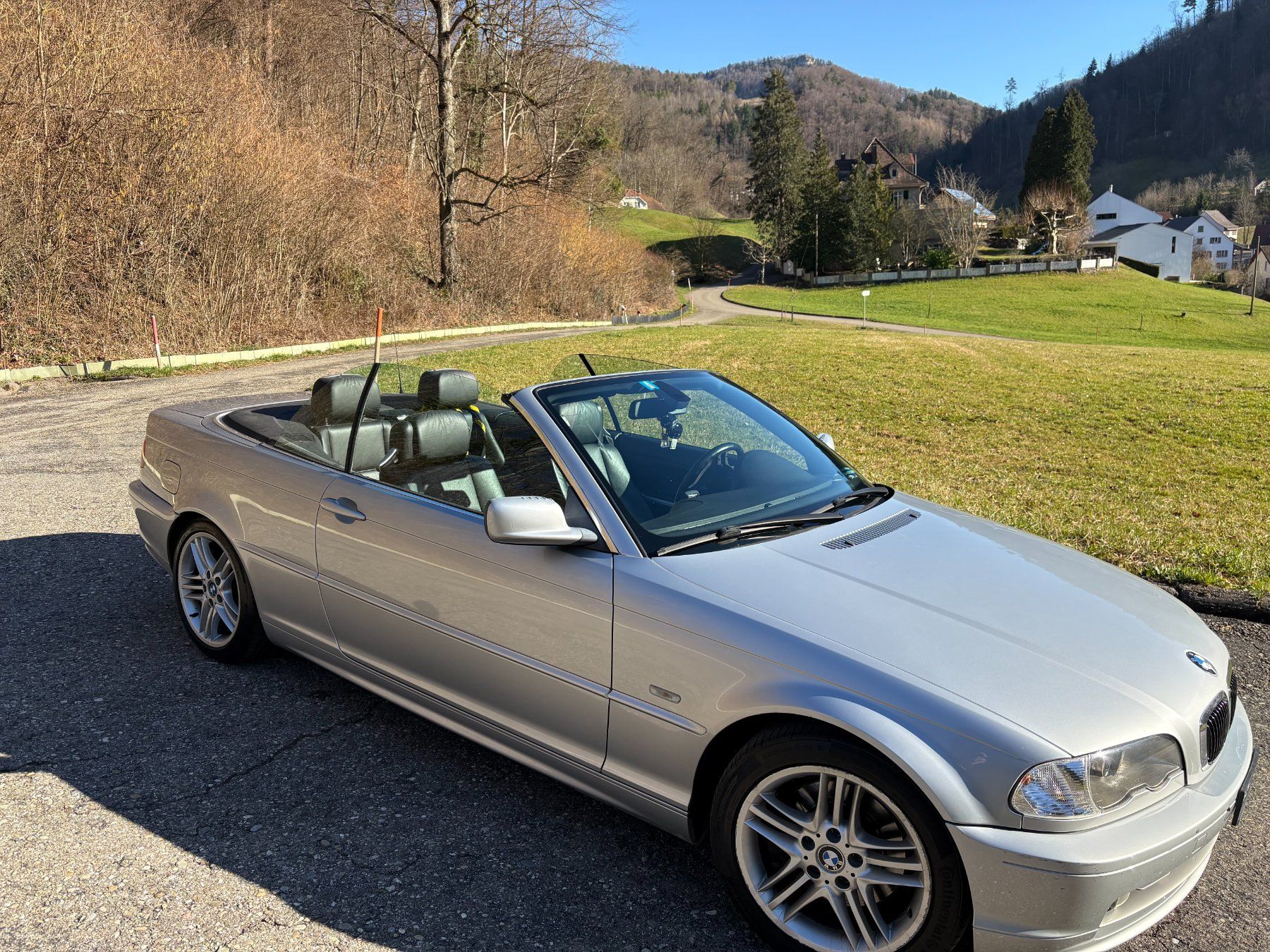 BMW Automobili: BMW 330Ci Cabrio ab MFK – Usato da Niederbuchsiten venduto da flying27 1