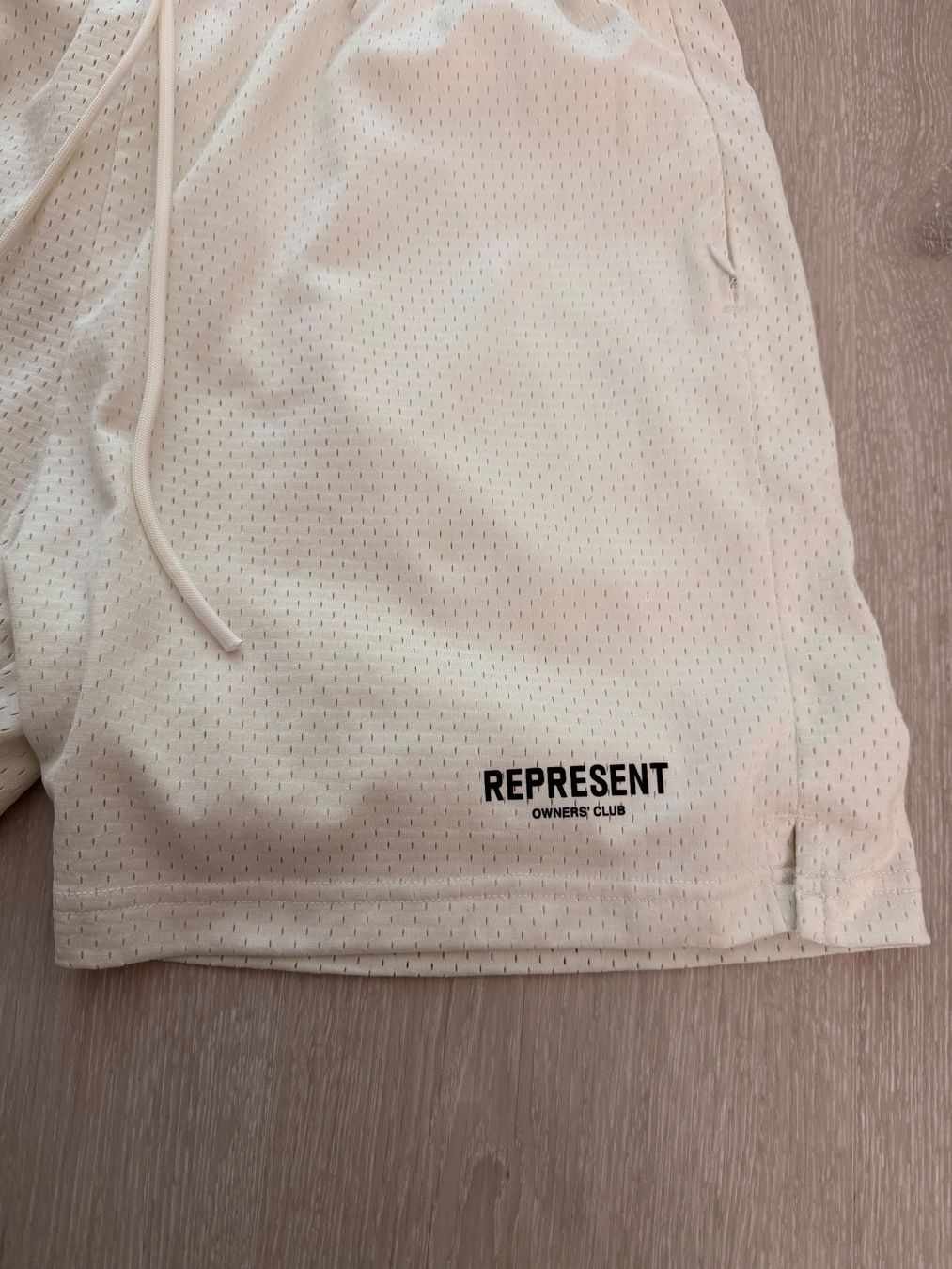 Represent Hosen: Represent Owners Club Mesh Shorts – Neu (gemäss Beschreibung) aus Niederhasli von Maluja 2