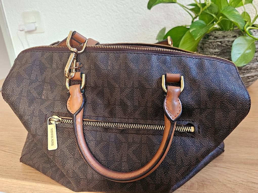 Borse da donna: Michael Kors Kirby Satchel Tasche  – Usato da Roggliswil venduto da Amita59 2