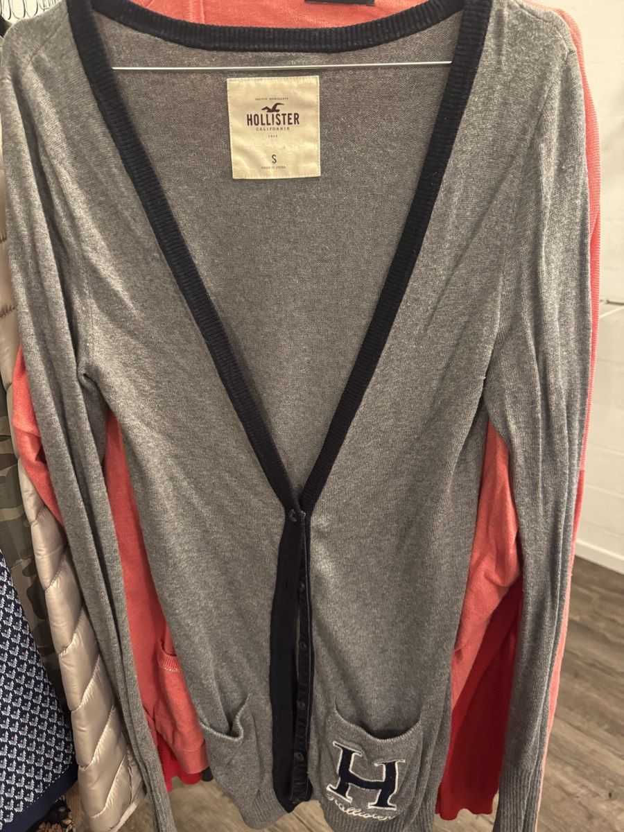 Lotti di vestiti: 5 Damen Cardigans, S bis L – Usato da Pfeffingen venduto da Twoa 1