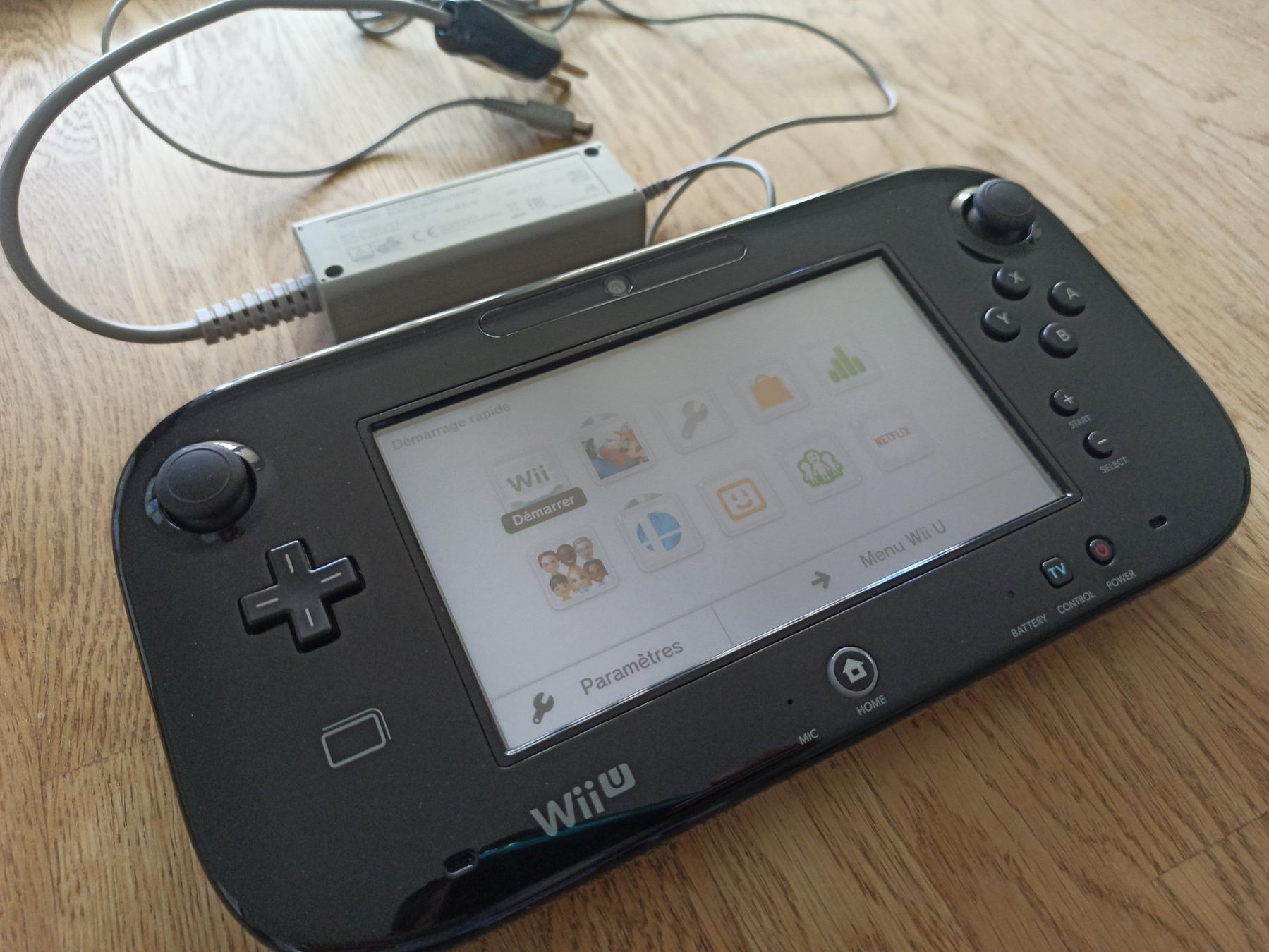 Nintendo Controller: Nintendo Wii U GamePad  (EUR) - Controller  Model WUP-010 – Usato da Oberweningen venduto da mar_87mx