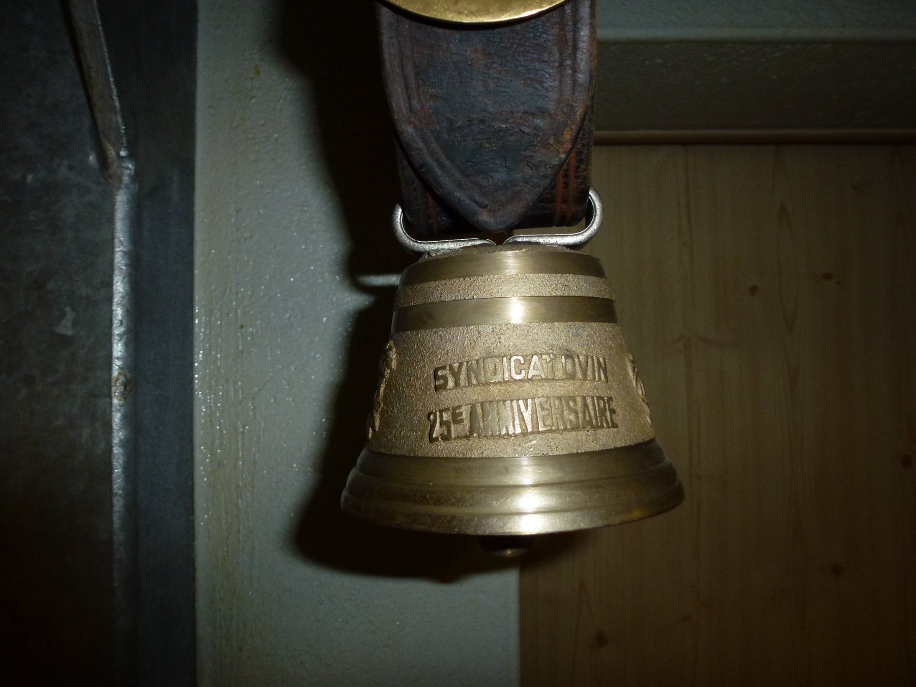 Campanacci mucche: Glocke für Klein-Vieh – Usato da Bürglen UR venduto da daisyxy5 1