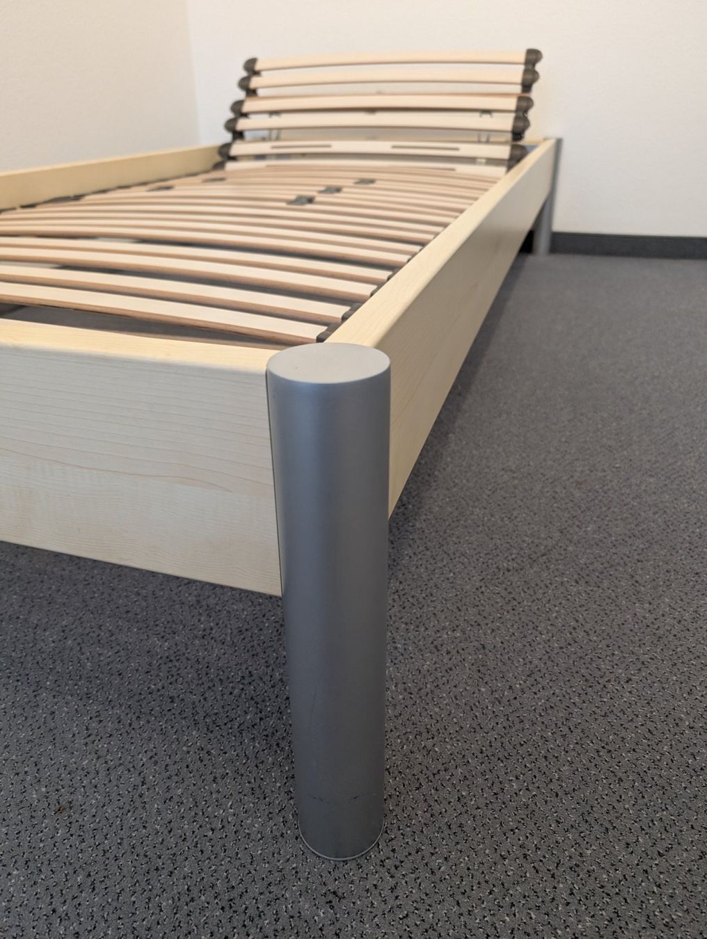Letti: Holzbett modern & schlicht – Usato da St. Gallen venduto da CN_sg 6