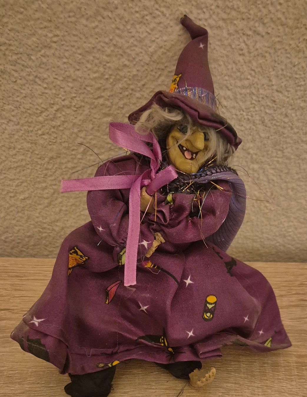 Tutte le decorazioni: Petite figurine sorcière décorative état neuf – Usato da Genève venduto da Bayoushi