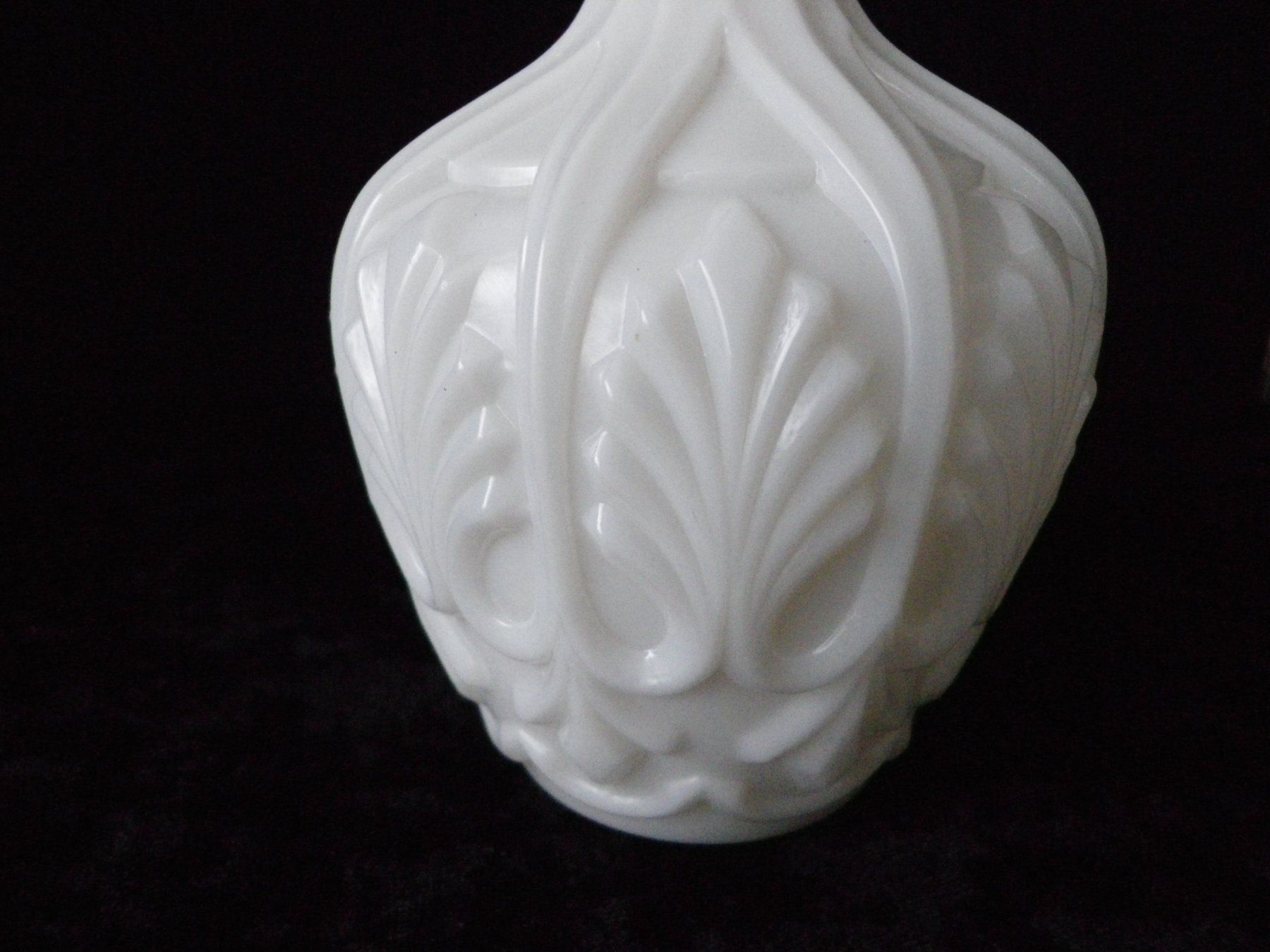 Vasi & Recipienti: Weisse Opaline-Vase antik – Usato da Reinach BL venduto da Annodomini 1