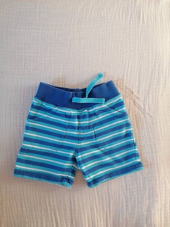 Pantaloni: Kurze Hosen Grösse 74 – Usato da Leimiswil venduto da daniel_27 3
