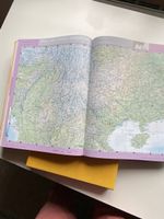 Atlas "Die Welt im Fokus" - Top Zustand!   Neu