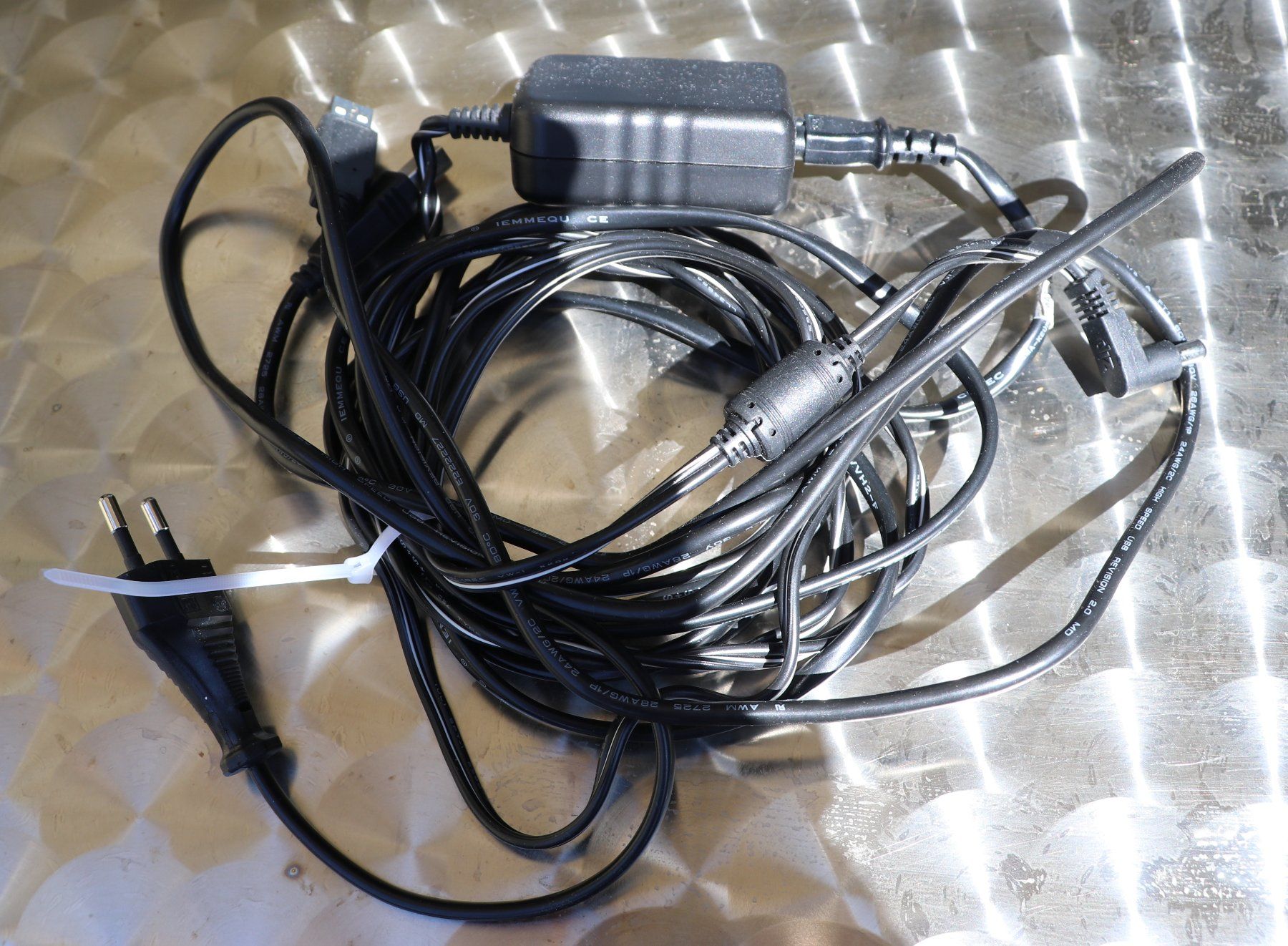 Dischi rigidi: IOMEGA ZIP 100 MB External Drive USB – Usato da Diepoldsau venduto da Hanskuster 2