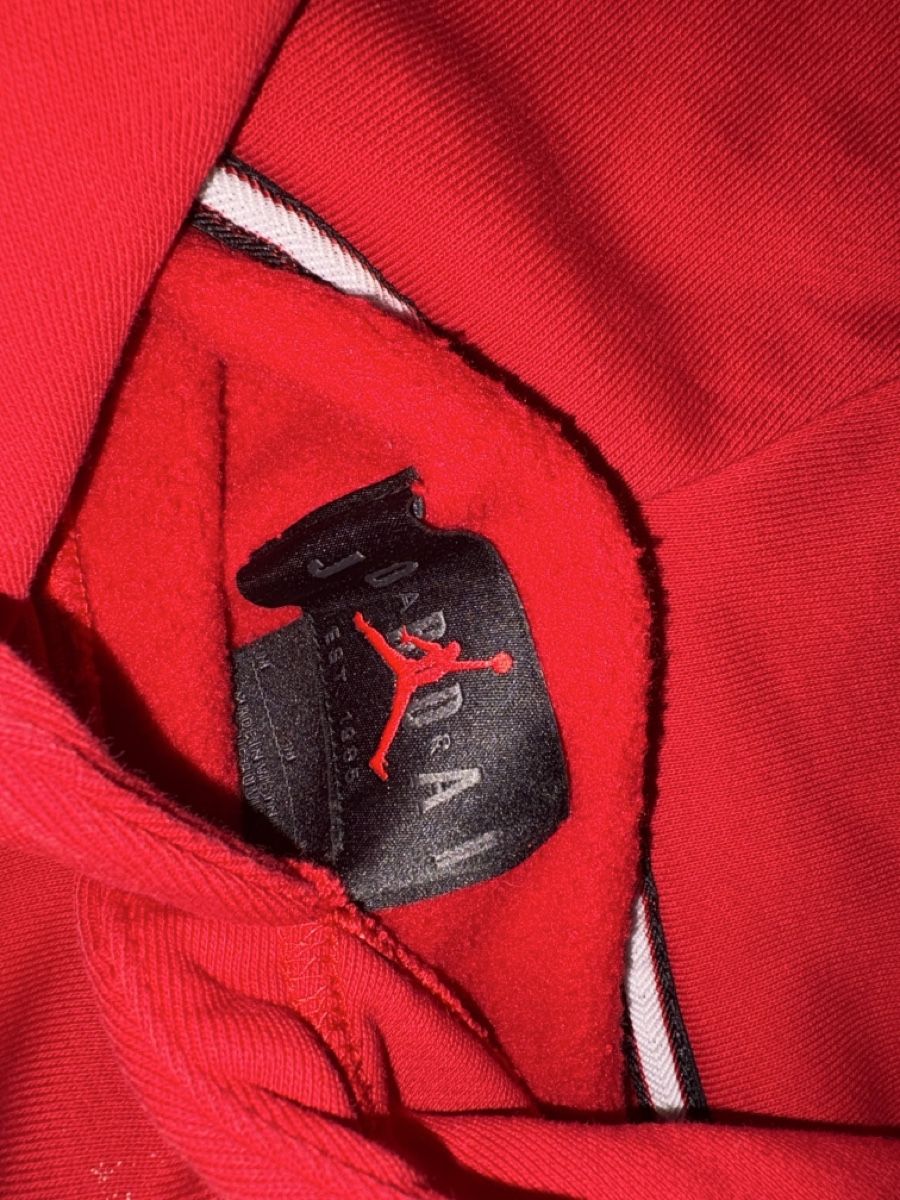 Nike Tute: Red Air Jordan tracksuit – Usato da Rüschlikon venduto da Ritumonga 1