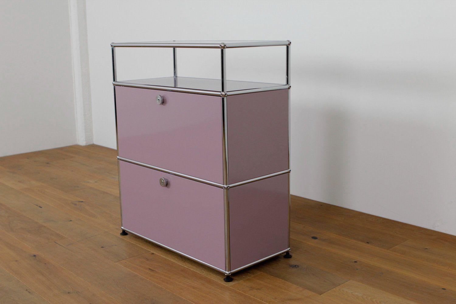 USM Scaffali: USM Haller Regal // UPCYCLED // NEUE FARBEN – Nuovo (secondo la descrizione) da Affoltern am Albis venduto da StudioStandard 1