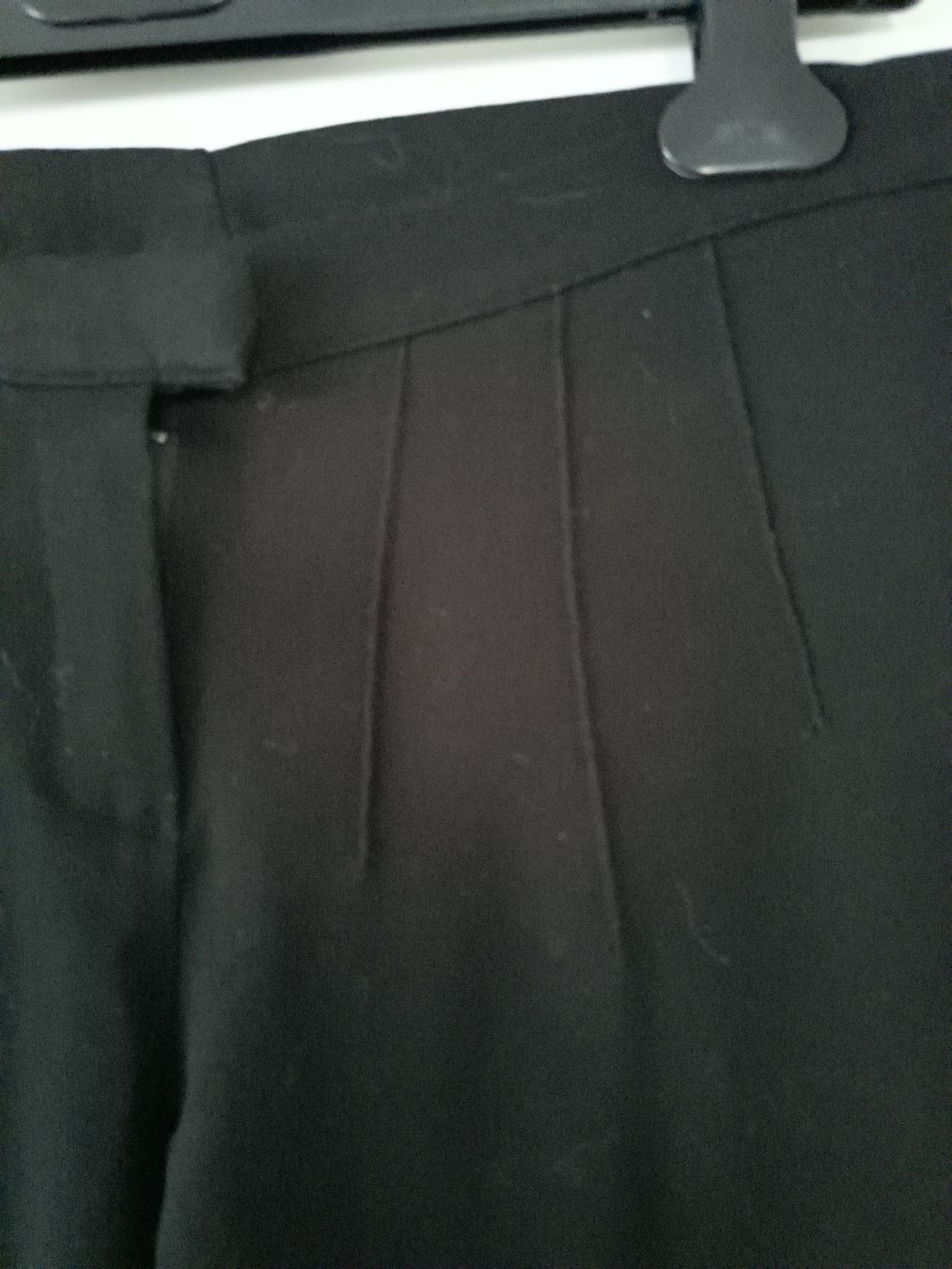 Pantaloni: Bundfaltenhose Damen Gr. L – Usato da Schöfflisdorf venduto da kin_2dp9 1